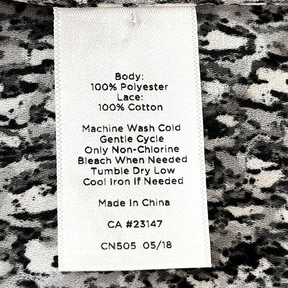 Talbots Top Large Lightweight Flowy Henley Gray & Black - Picture 11 of 12